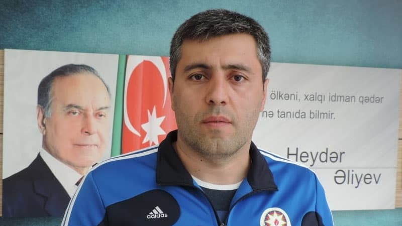 Millimizin baş məşqçisi sponsorsuzluqdan gileyləndi