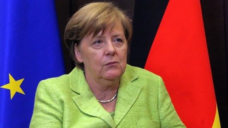 Kiyev: “Merkel Ukraynanın maraqlarını Rusiyaya qurban verdi”