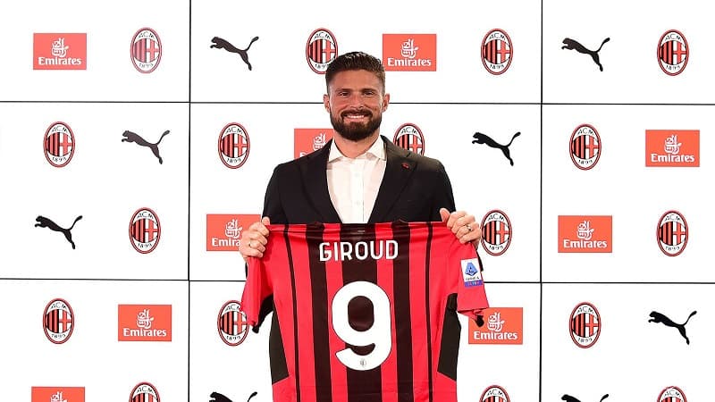 "Milan" Fransa millisinin ulduzunu transfer etdi