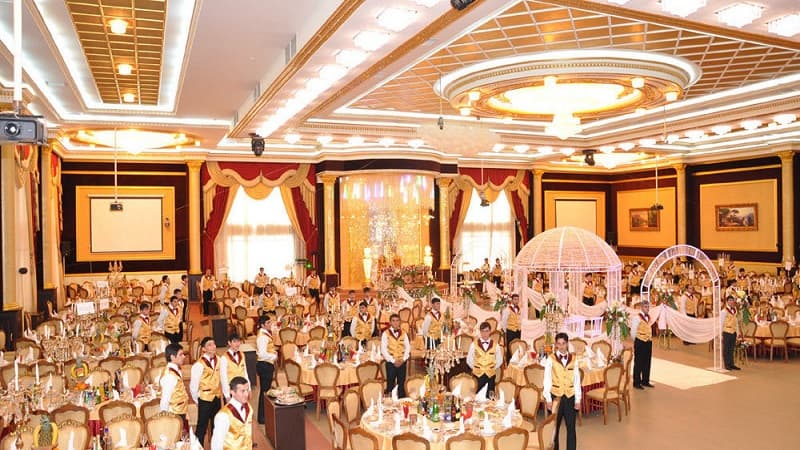 Restoran və toy sahibi cərimələndi