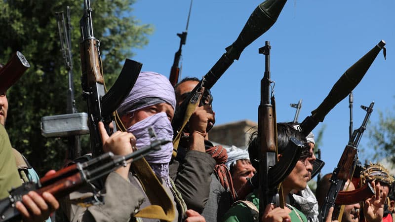 Taliban Əfqanıstanın 421 bölgəsindən yarısını ələ keçirdi