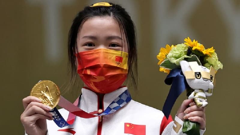 Tokio-2020-nin ilk qızıl medalçısı (FOTO)
