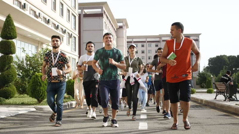 "Gənc Liderlər üçün Yay Universiteti"nin üçüncü günü başa çatdı (FOTOLAR)