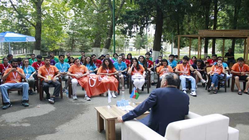 "Gənc Liderlər üçün Yay Universiteti"nin dördüncü günü başa çatıb