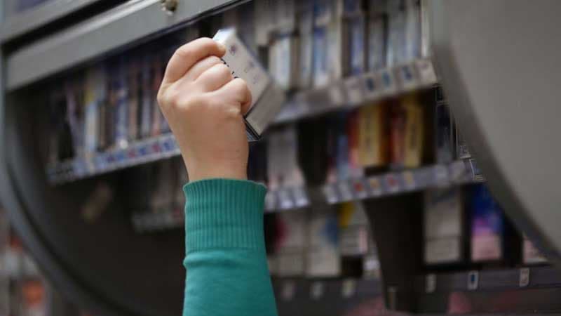 Bəzi satıcılar maddi maraqlarından ötrü uşaqları zəhərləyirlər