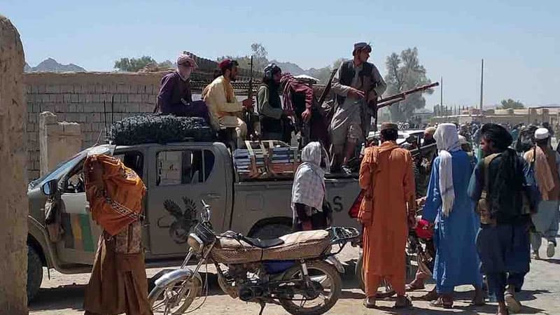 "Taliban” Kabilə döyüşsüz daxil oldu: Şəhər aeroportu atəş altında (YENİLƏNİB)
