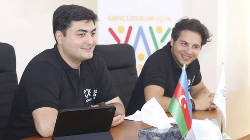 "Gənc Liderlər üçün Yay Universiteti" başa çatdı (FOTOLAR)