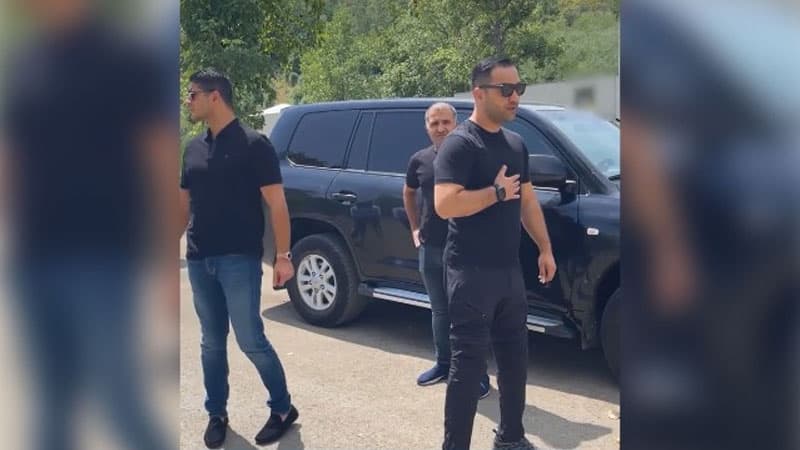 XTQ zabiti Şuşada atasının şəhid olduğu məkanı ilk dəfə ziyarət etdi (VİDEO)