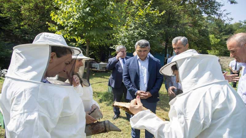 İnam Kərimov Zaqatala və Balakəndə fermerlərlə görüşdü (FOTO)