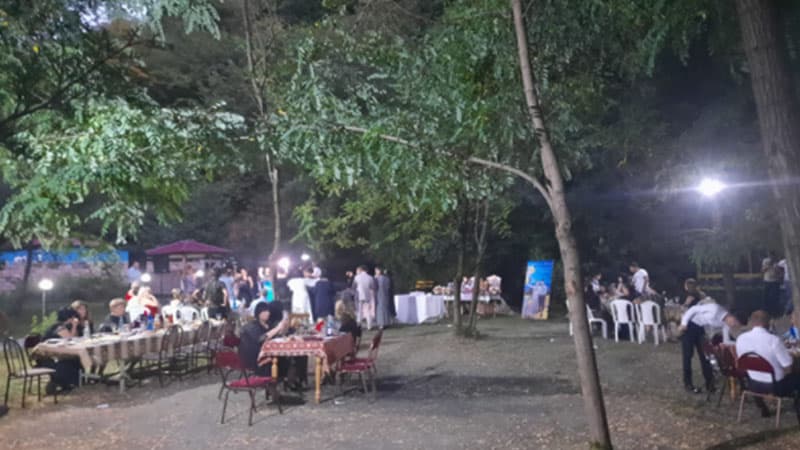Daha bir restoran cərimələndi