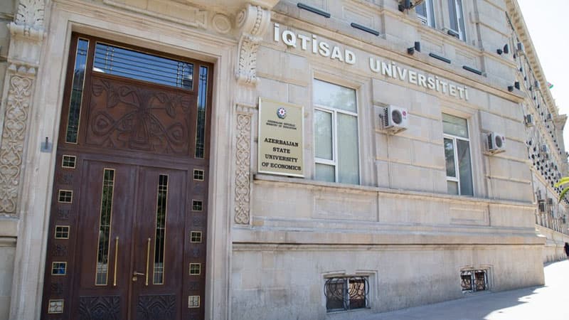 UNEC-in dosenti vəfat etdi