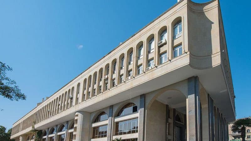 “Elmlər Akademiyası”nın pəncərələrinə 5,3 mln manat xərclənəcək