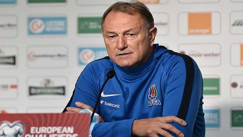 De Byazi: "Bir gündə hər şeyi dəyişmək olmaz"
