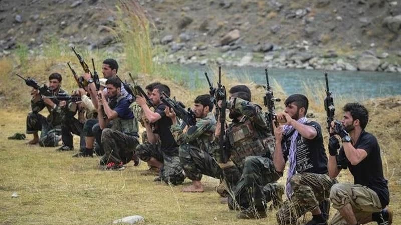 “Taliban” "müqavimət qalası"nın dünya ilə əlaqəsini kəsdi (FOTOLAR)