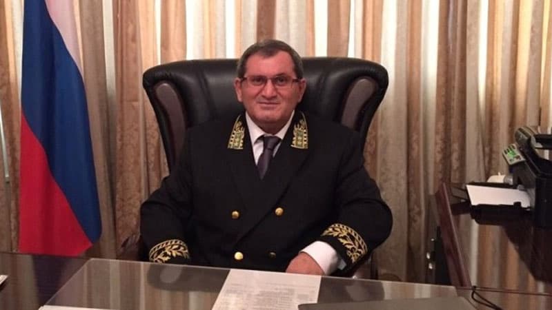 Putinin haqqında sərəncam verdiyi azərbaycanlı: KQB zabiti, poliqlot, konsul…