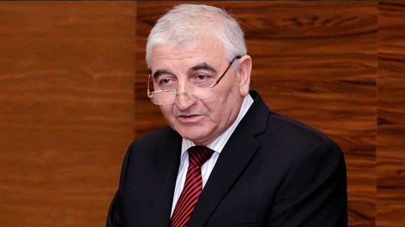 Bu şəxslər seçki komissiyasına üzv ola bilməz
