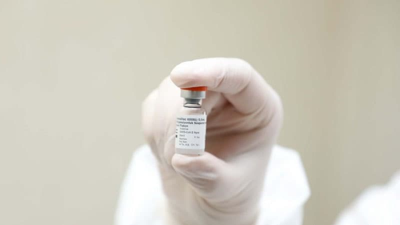 Son 5 ayda COVID-19 testi pozitiv çıxan şəxslər vaksinasiya oluna bilərlər