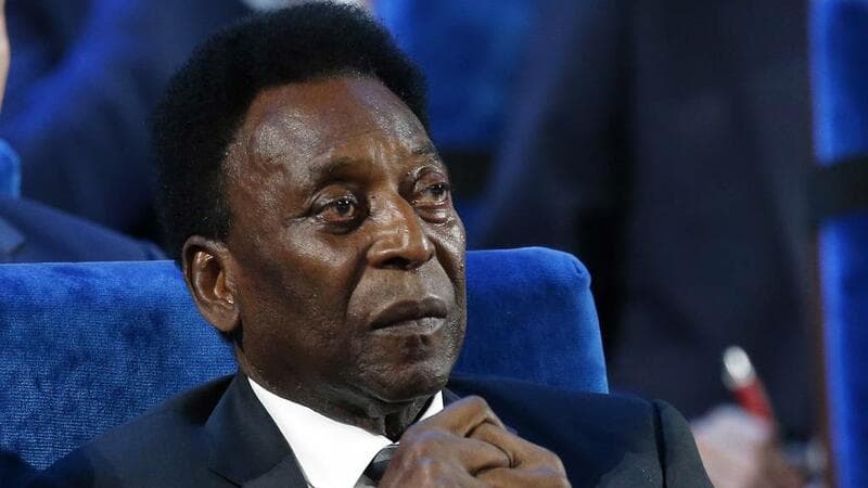 Pele əməliyyatdan sonra səhhəti ilə bağlı danışdı