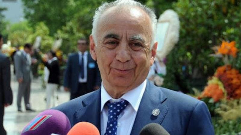 "Hacıbala Abutalıbov çox vaxt sərəncam imzalayır, sonra isə onu ləğv edirdi"