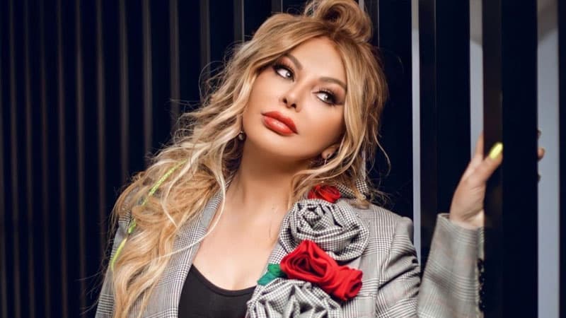 Aygün Kazımova Milli Musiqi Gününə əliboş gəlmədi (VİDEO)