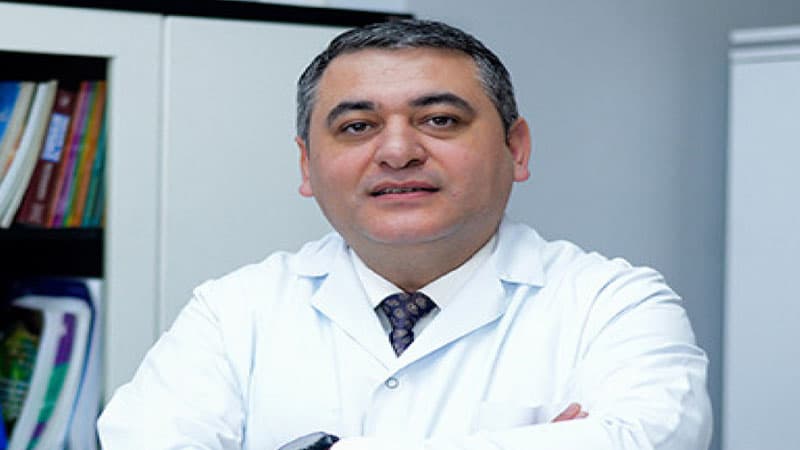 Koronavirusa yoluxan Niyazi Eminovun vəziyyəti ilə bağlı açıqlama