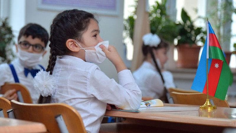 Məktəbə getməyən şagirdlər necə təhsil alacaq? (RƏSMİ CAVAB)
