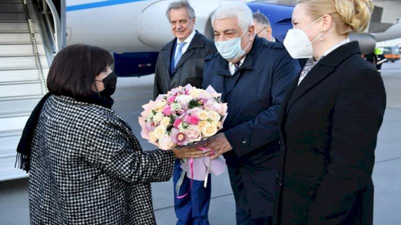 Sahibə Qafarova Sankt-Peterburqa səfər etdi (FOTO)