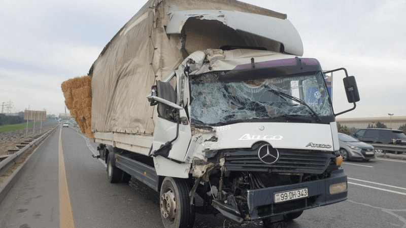 Sərnişin avtobusu ilə toqquşan yük maşınının sürücüsü tutuldu