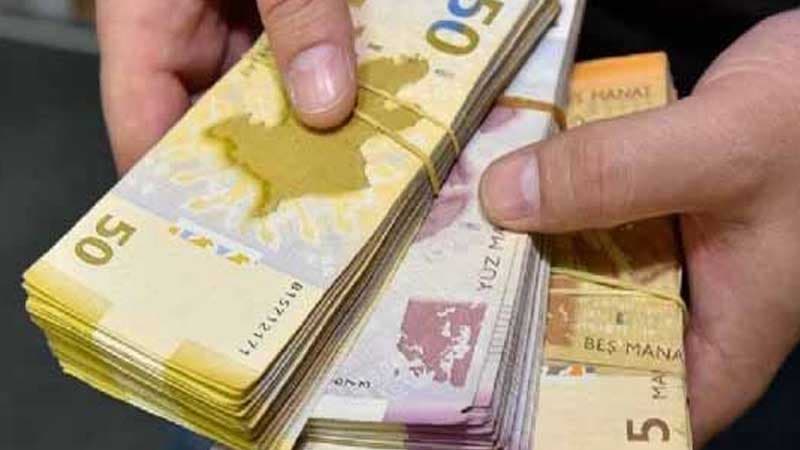 Azərbaycan əhalisinin banklarda nə qədər pulu var?