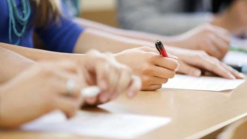 I qrupda bu abituriyentlər kimyadan yox, informatikadan imtahan verəcək
