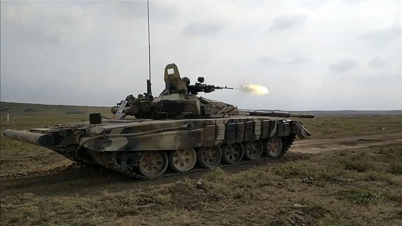 Azərbaycan Ordusunun tank bölmələri döyüş atışları icra edib (VİDEO)