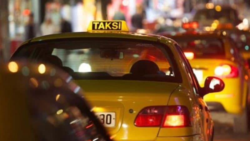Bakı taksilərinin kartla ödəniş dərdi: Səbəb nədir? (ARAŞDIRMA)