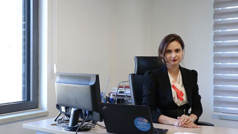 AccessBank-n simaları: Xanım Muradova, AccessBank Əlaqə Mərkəzinin rəhbəri: “Bizi “görünməz cəbhənin döyüşçüləri”adlandırmaq olar”