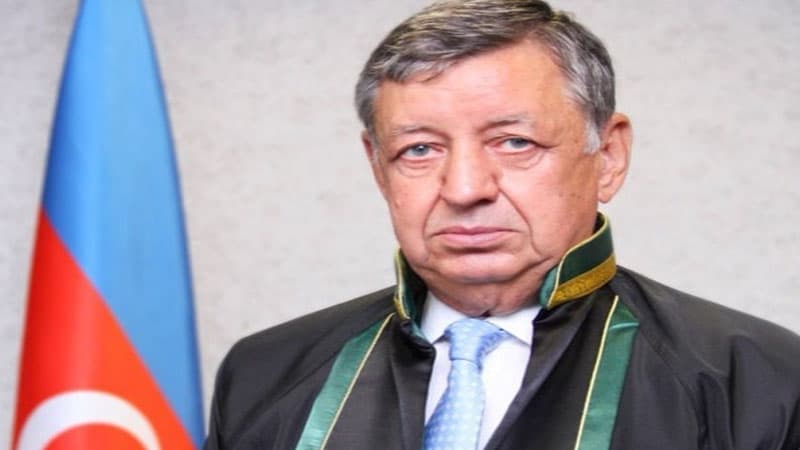 Məhkəmə sayğac göstəricilərinin silinməsi barədə qərarı nəyə əsasən çıxarır?