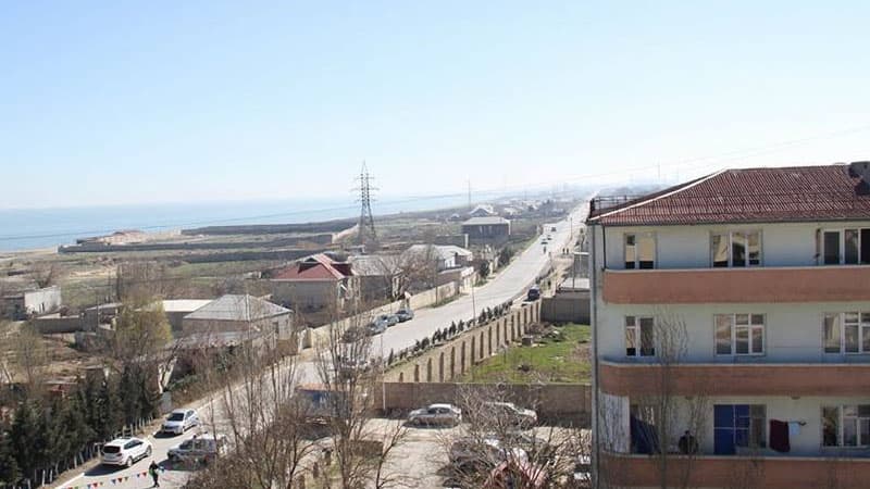 Sumqayıtda aksiya - Tağıyev qəsəbəsinin sakinləri yolu bağladı (VİDEO)