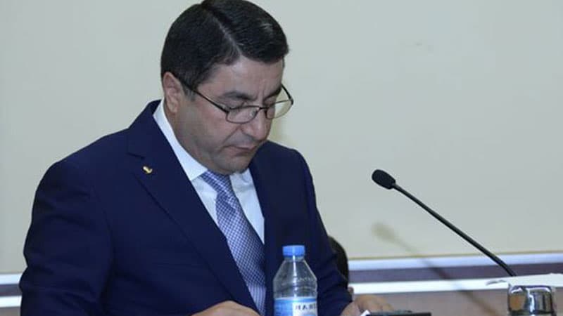 Rektor Vidadi Zeynalovun oğlunun yerinə onu gətirdi (FOTO)