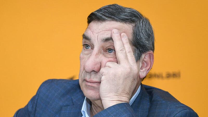 Arif Quliyevin xanımı: "Gülə-gülə, zarafat edə-edə getdi..."