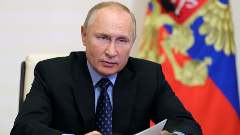 Putin Rusiyanın Ukraynanı işğala hazırlaşmasından danışdı