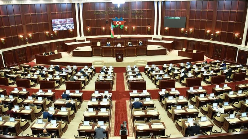 Milli Məclis gələn ilin büdcəsini birinci oxunuşda qəbul etdi