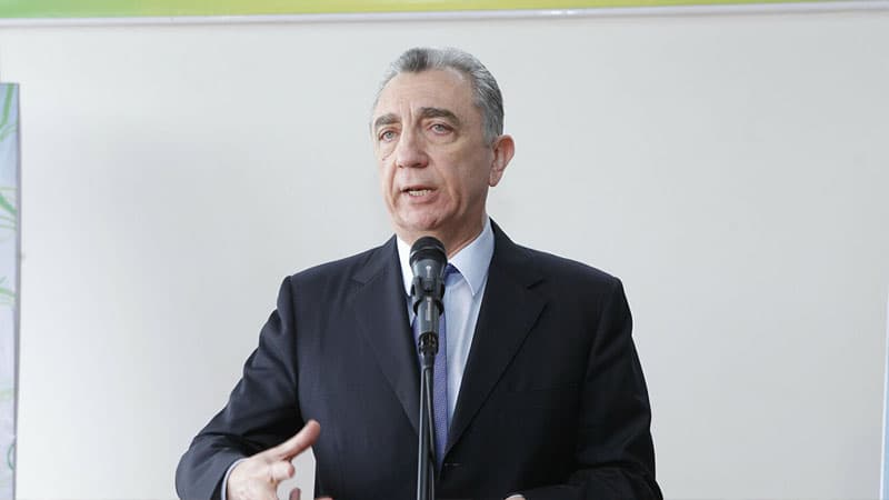 Eldar Əzizov rəisi niyə işdən çıxardı? (SƏBƏB)