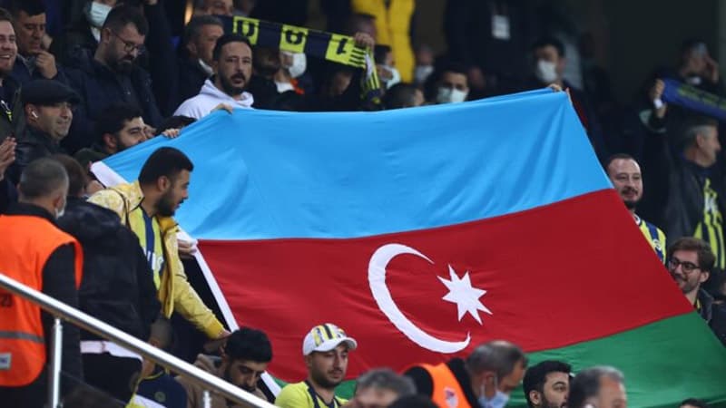 TADEF-dən təşəbbüs: Türkiyədə müalicə alan qazilərimiz matçı tribunadan izlədilər (FOTOLAR)