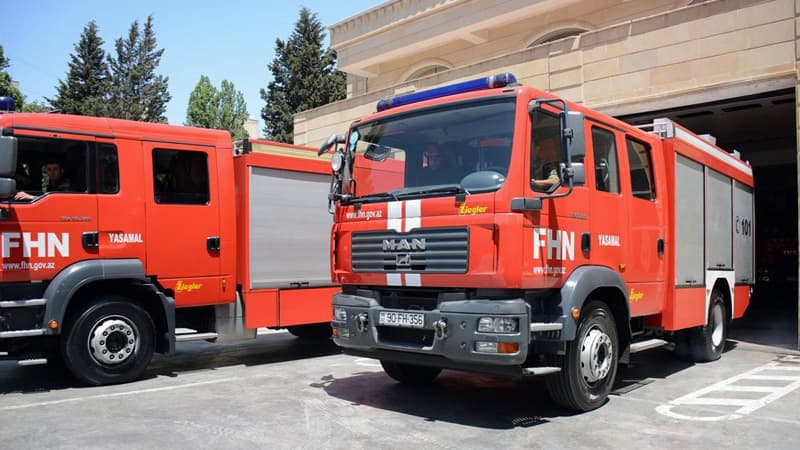 Neftçalada 5 mərtəbəli binada yanğın: Sakinlər təxliyyə edildi