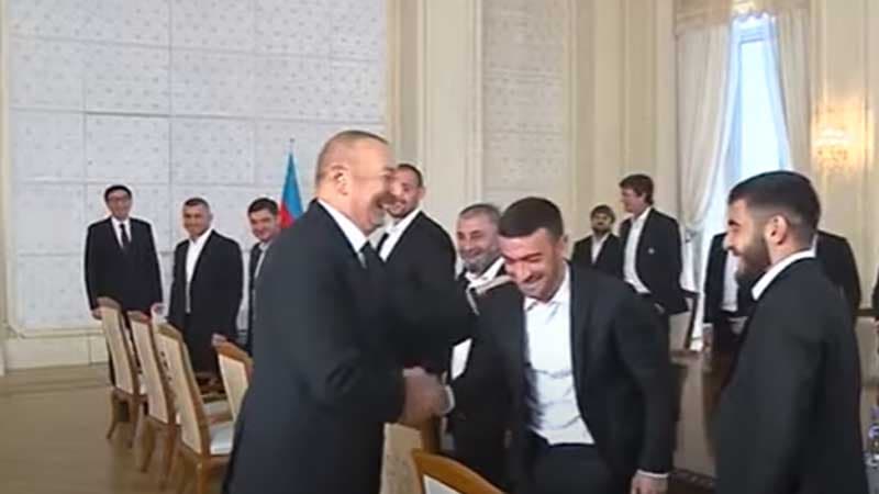 Prezident Qara Qarayevə nə deyib? (VİDEO)