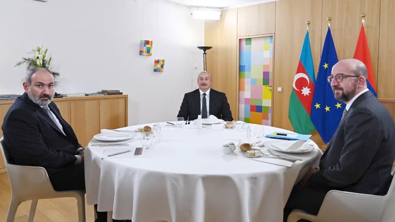 Brüssel görüşü: Soçi görüşüylə müqayisəli təhlil - İqtisadçı ekspert