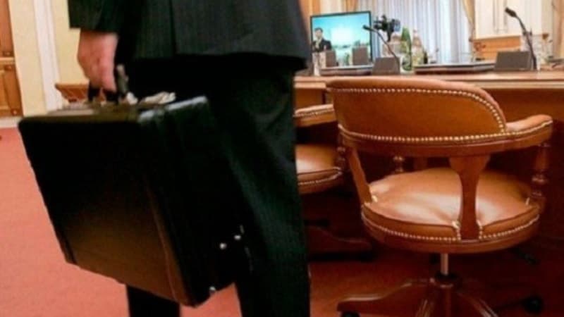 Prezidentin bu fərmanı rayon təhsil idarələrinin ləğvi deməkdirmi? - Ekspert
