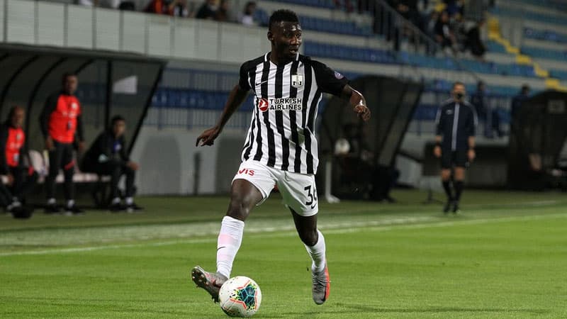 "Neftçi" afrikalı futbolçusu ilə yollarını ayırır