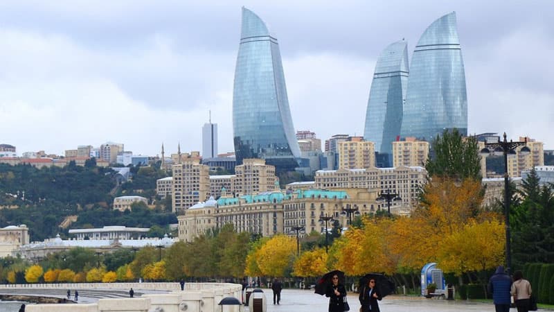 BƏƏ Azərbaycanı pandemiya baxımından təhlükəsiz ölkələr siyahısına saldı
