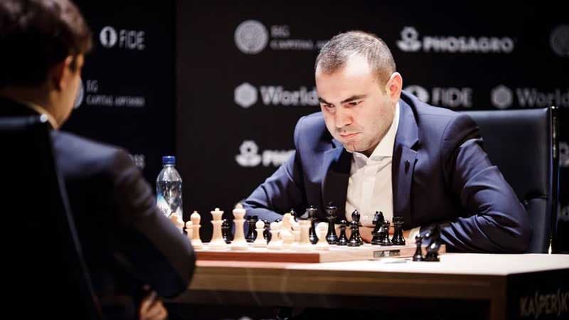 Dünya çempionatı: Şəhriyar Məmmədyarov Karlsenə qalib gəldi