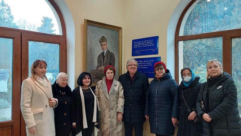 Sergey Dmitriyev: “Sergey Yesenin intihar etməyib”