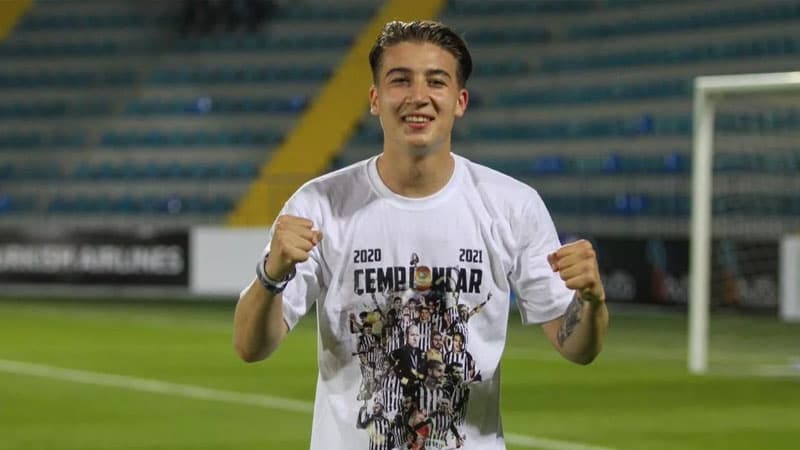 Azərbaycan millisinin futbolçusu "Qalatasaray" və "Fənərbağça"nın hədəfində
